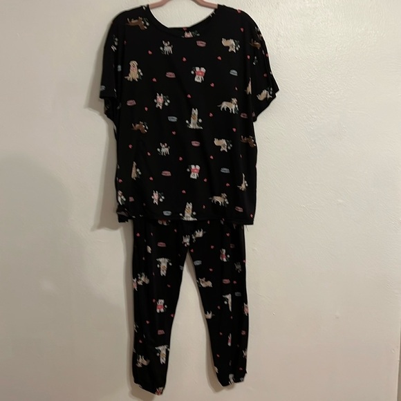 VTG Joyspun Size 2X Short Sleeve Black With All over Dogs Print PJ  Set - Picture 1 of 11